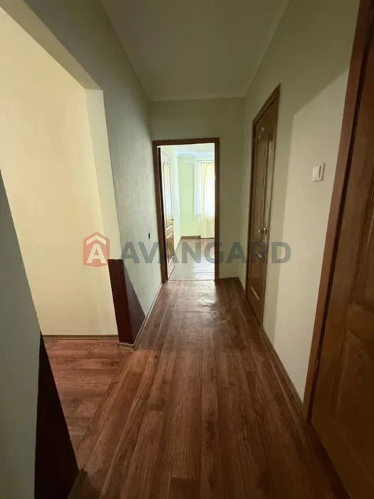 Продам 3к квартира 1й этаж Победа 56000$
