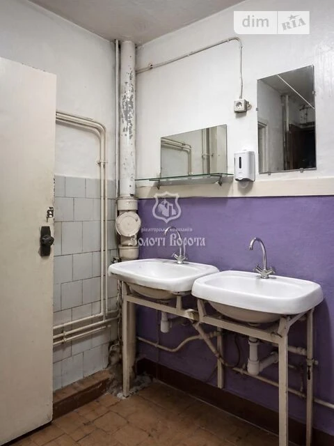 Продаж кімнати 19.6 кв. м на вул. Світлицького 24А • ID 3482