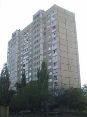 Продаж 3кімнатної квартири біля метро Героїв Дніпра, вул. Оз