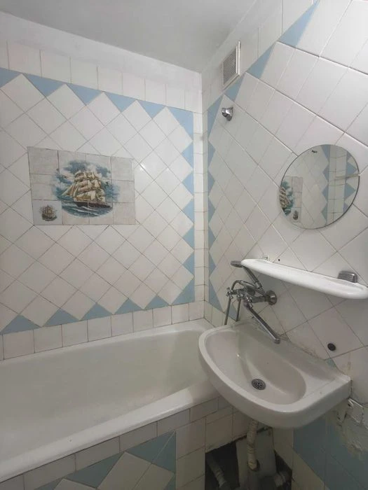 Продам 2 кімнатну квартиру на Ближньому Замості 3030