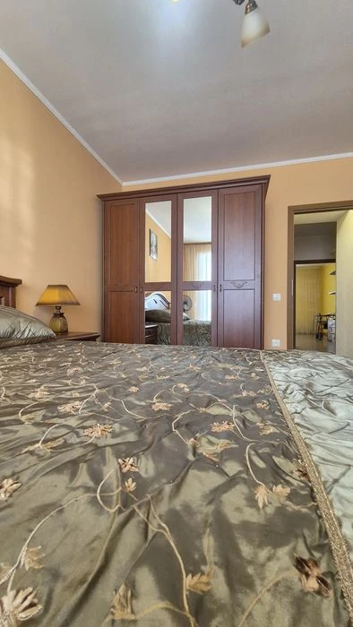Продаж квартири 2-кім квартири. Каскад.Програми.