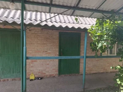Добротний будинок із зручностями в передмісті Полтави! Держа