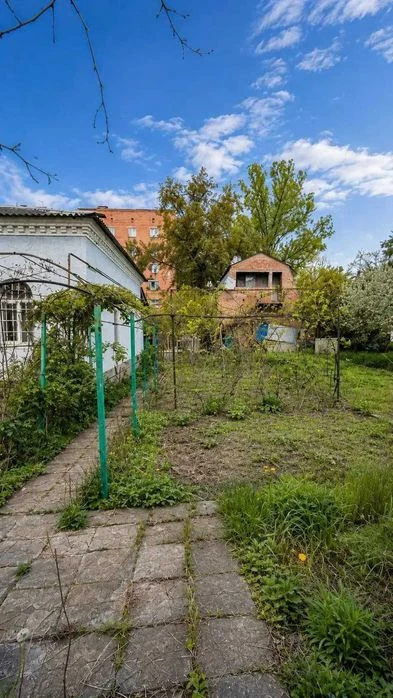 Продаж частини будинку. Окремий двір 85м2. 6сот. Гараж  №216