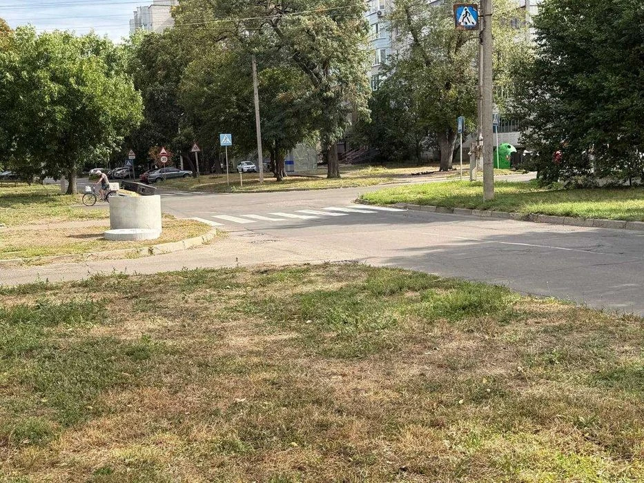 Пропонуємо до продажу унікальну ВЕЛИКУ квартиру (АТО, ВПО, є