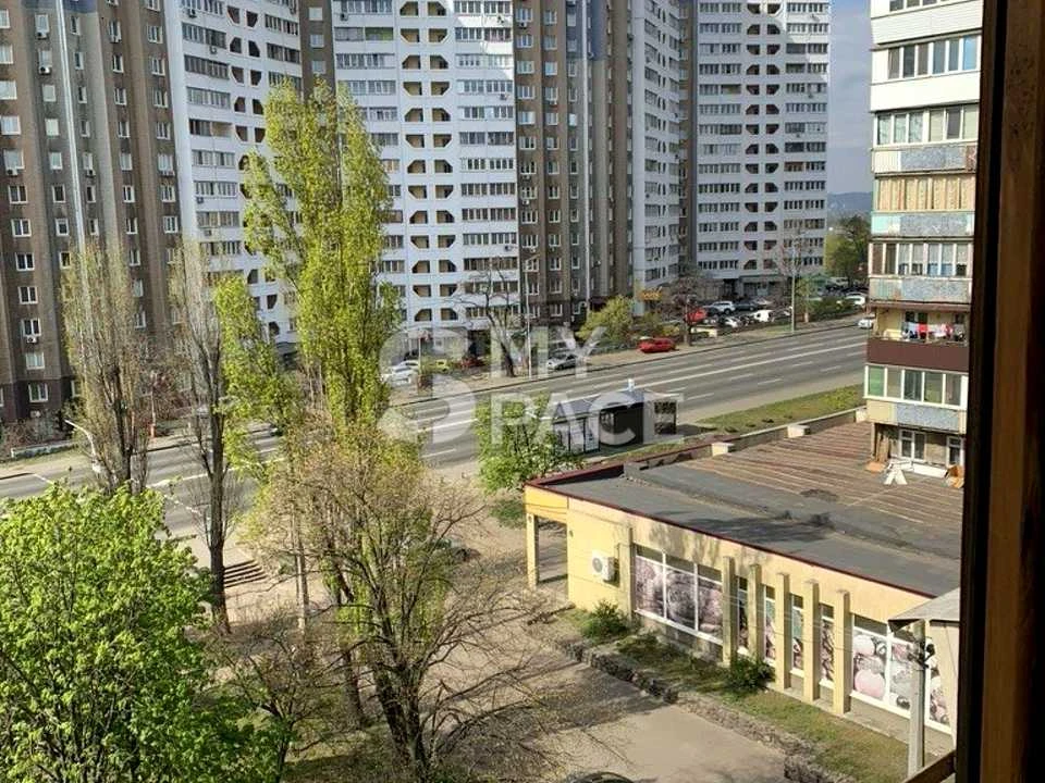 Квартира. Київ, Харківське шосе