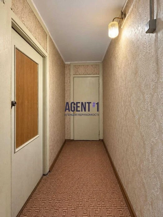 Продаж 3-кімн. квартири, 57.6 кв.м., вул. Миколи Василенка 6