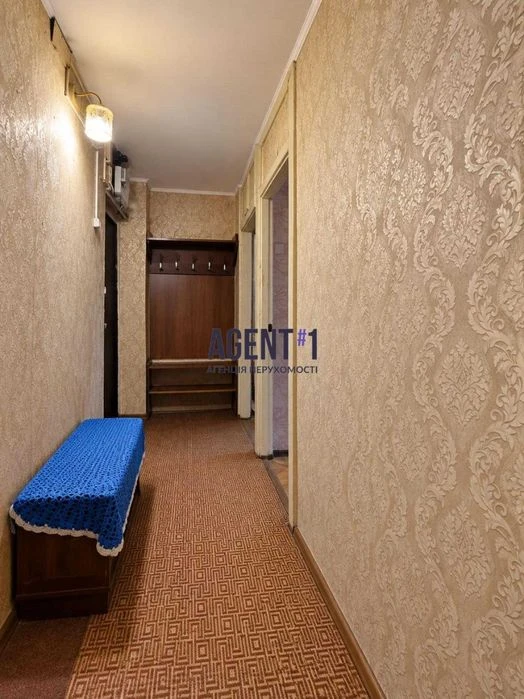 Продаж 3-кімн. квартири, 57.6 кв.м., вул. Миколи Василенка 6