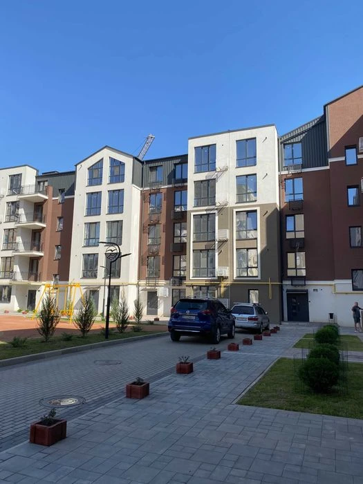 1-кім квартира в зданому будинку з червоної цегли з ГАЗОВИМ