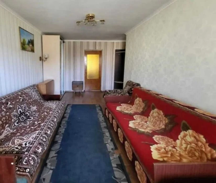 2х кімнатна на Виставці по вул.Перемоги, 2й поверх, 46м2, Га