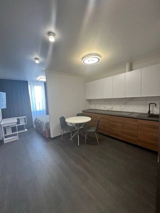 I will rent a 1-room apartment in the Sky City residential complex