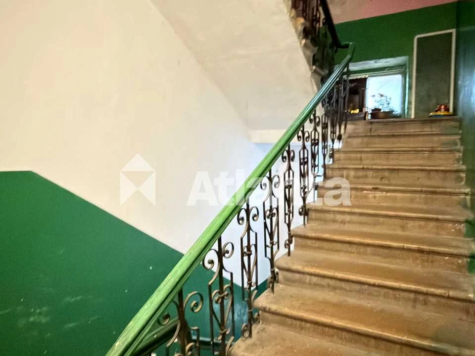 Квартира. Одеса, Середньофонтанська вул.