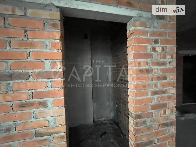 Sale of 2-room apartment 73 sq. m on Mykola Mikhnovsky Blvd. 13A