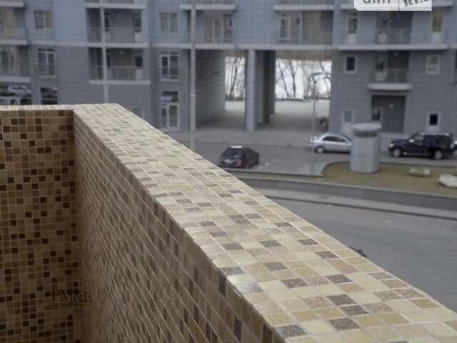 Довготривала оренда 1к квартири на вул. Раїси Окіпної 10А •