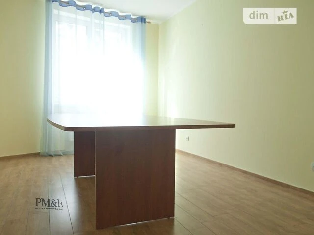 Довготривала оренда 1к квартири на вул. Раїси Окіпної 10А •