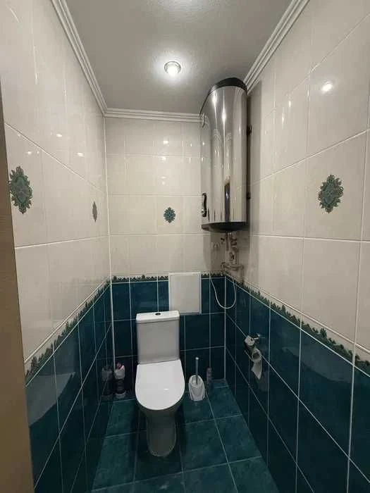 • Видова 2-кімнатна квартира 69,4 м² по вул. Олени Пчілки, 6