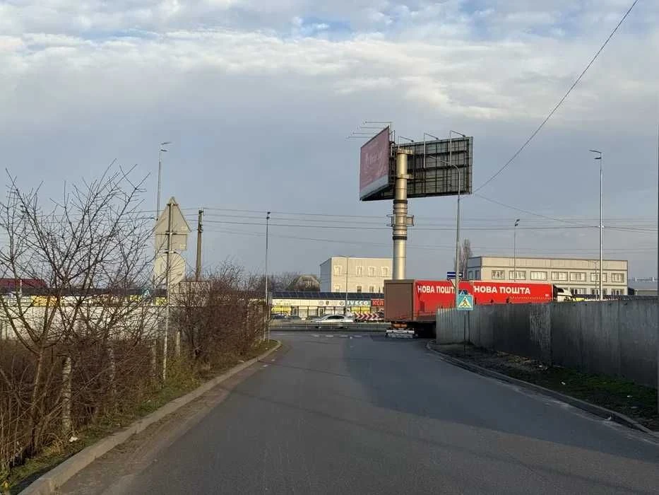 Продаж земельної ділянки у Києві, поряд з В.Окружною дорогою