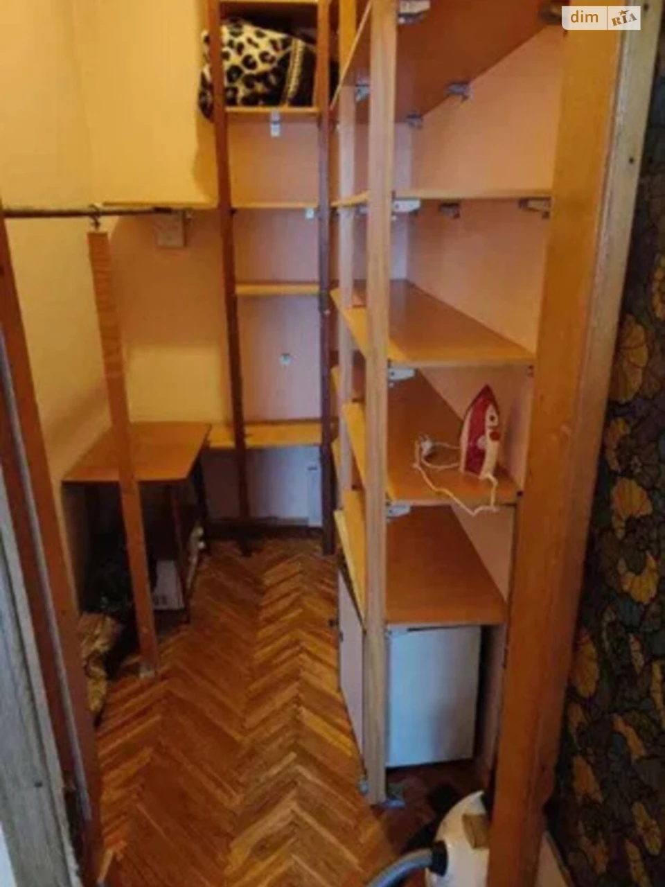 For Sale Apartment Center