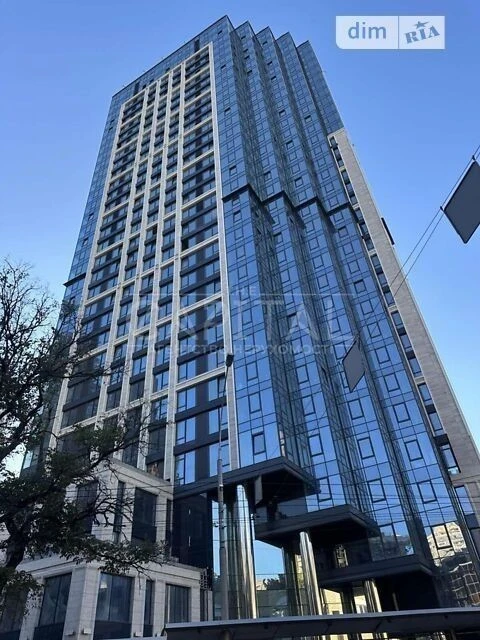 Продажа 3к квартиры 126 кв. м по ул. Антоновича • ID 3467397