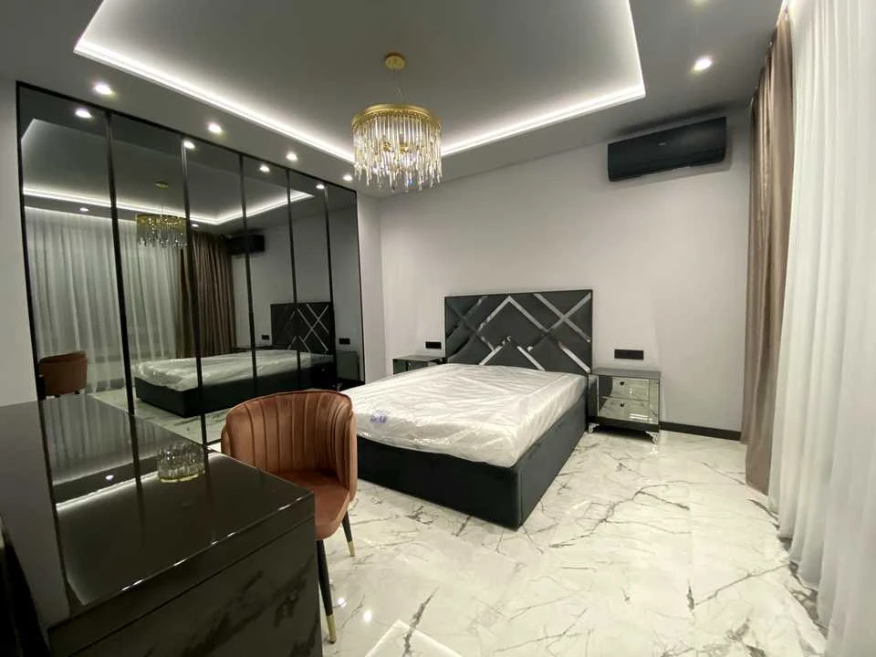 Apartment. Kyiv, Saperne Pole st.