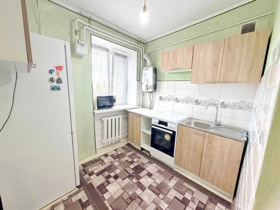 Продаж 1к квартири по проспекту Богоявленському.  Зупинка Ст