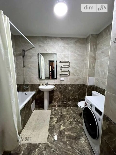 Довготривала оренда 2к квартири на вул. Радистів 14 • ID 348