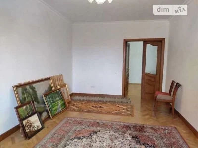 Довготривала оренда 3к квартири на просп. Валерія Лобановськ