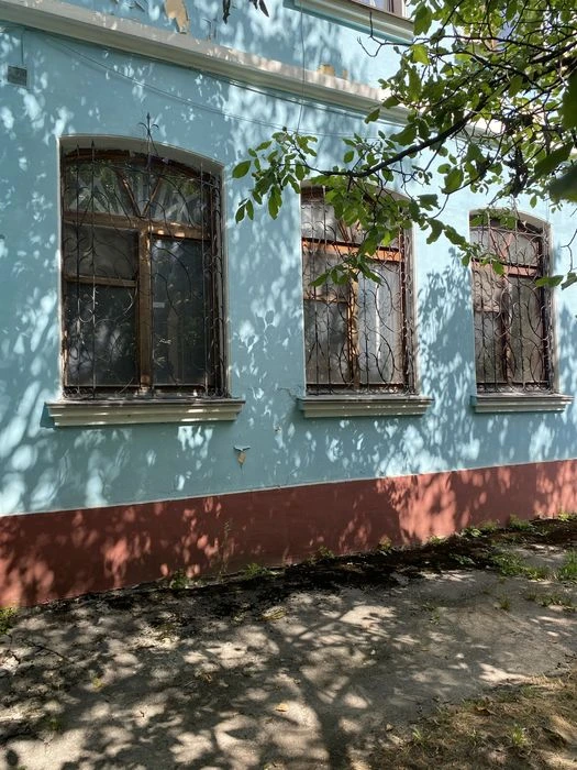Квартира,  гарний район , в яку можна заїхати одразу —