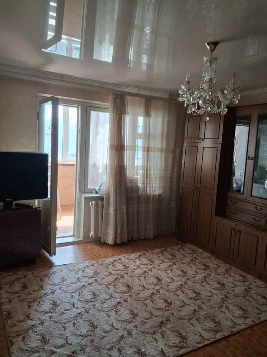 СРОЧНО!Крымский Бульвар.2-к.квартира.56 кв.м.