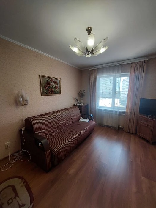Продажа: 2 к.кв., ул. Автозаводская /1й Южный/.