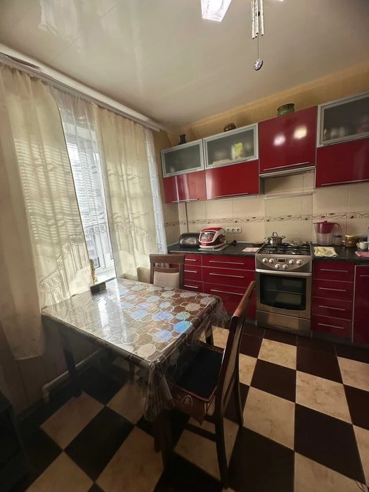 Продажа: 2 к.кв., ул. Автозаводская /1й Южный/.