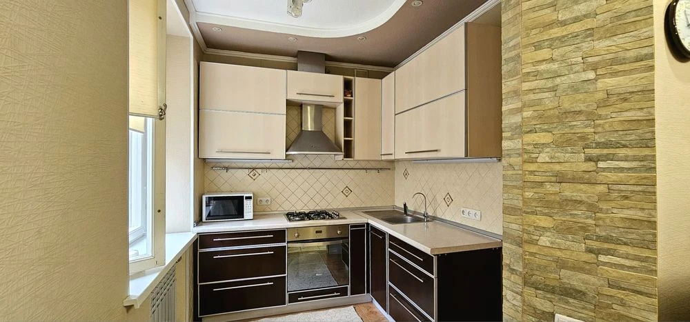 Продам квартиру метро Ярослава Мудрого, Немецкий въезд( Пушк