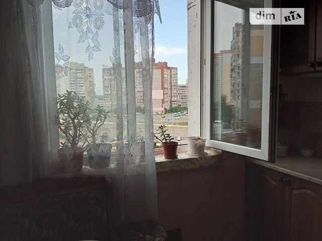 Здам в оренду кімнату на вул. Оноре де Бальзака 83/2 довгост