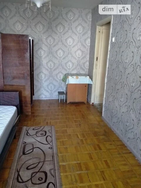 Здам в оренду кімнату на вул. Вереснева 26/28 довгостроково