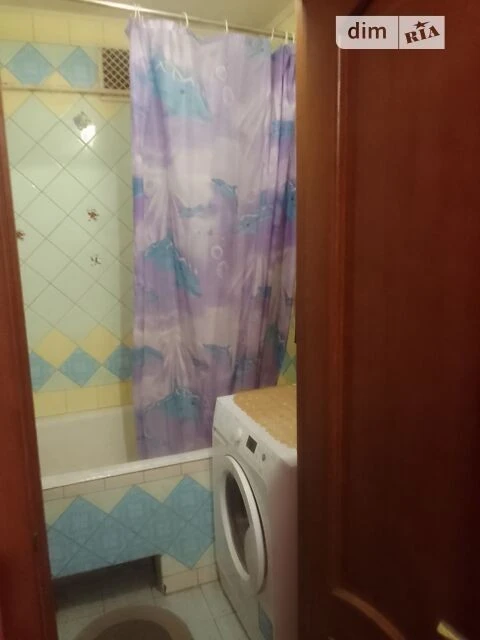 Здам в оренду кімнату на шосе Стратегічне 21, кв. 121 довгос