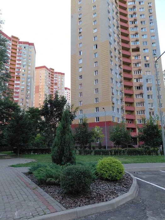 Продається 3 кімн. квартира вул. Самійла Кішки 5Б, Голосеевс