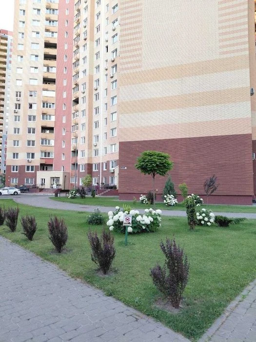 Продається 3 кімн. квартира вул. Самійла Кішки 5Б, Голосеевс