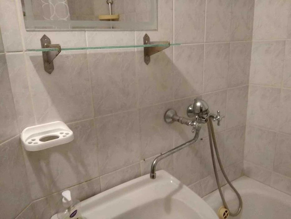 Без комісії для покупця продам 1к квартиру біля ст.м."Теремк