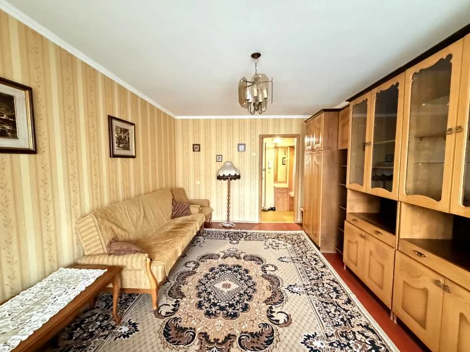 Apartment. Kyiv, Chervonoi Kalyna Ave. (Volodymyr Mayakovsk