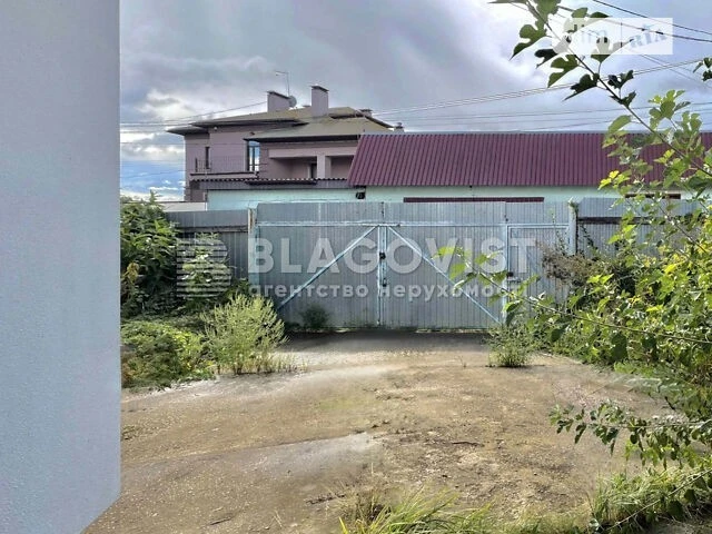 Продаж 2 поверхового будинку з верандою і ділянкою на 8 сото