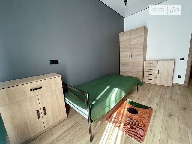 Продаж 3к квартири 61 кв. м на вул. Михайла Максимовича 26Г