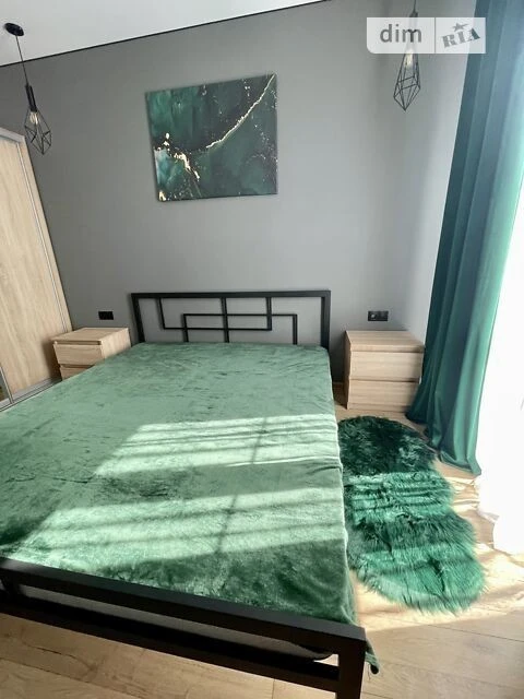 Продаж 3к квартири 61 кв. м на вул. Михайла Максимовича 26Г