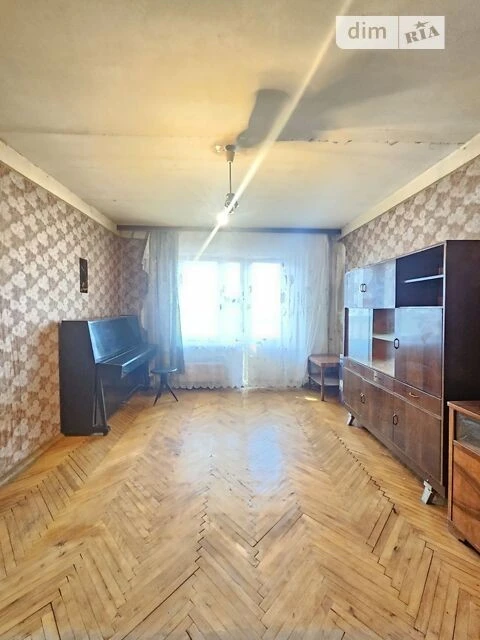 Продаж 1к квартири 36.4 кв. м на вул. Олександра Махова 1 •