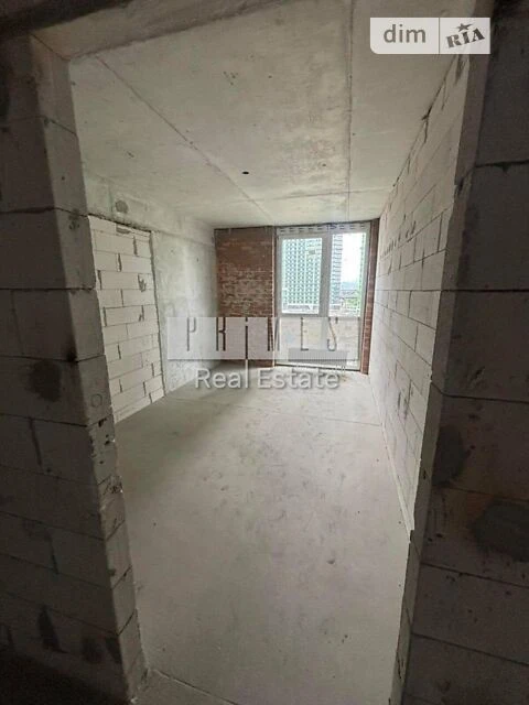 Продаж 3к квартири 100 кв. м на вул. Причальна 8 • ID 347867