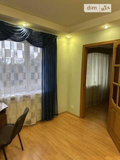 Продаж 2к квартири 45 кв. м на просп. Берестейський 70 • ID