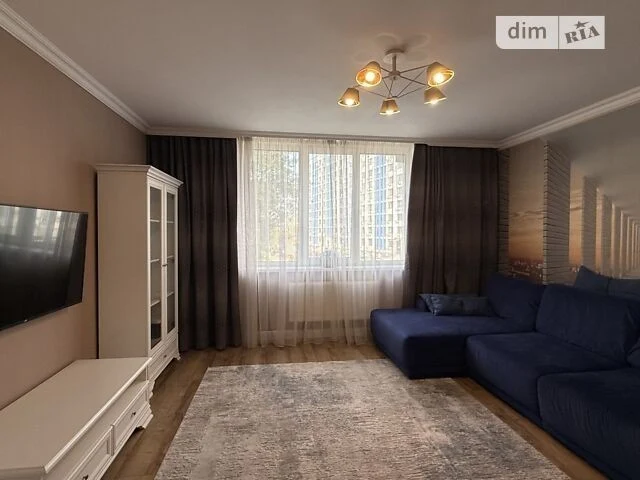 Продаж 4к квартири 112.8 кв. м на вул. Алімпія Галіка 75А •