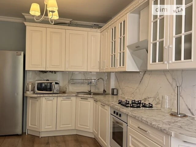 Продаж 4к квартири 112.8 кв. м на вул. Алімпія Галіка 75А •