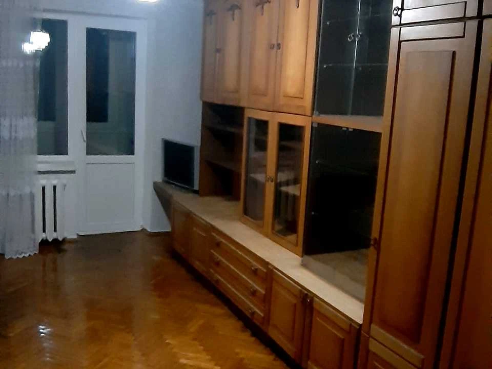Квартира. Київ, Дорогожицька вул.
