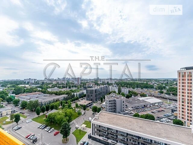 Продаж 3к квартири 65 кв. м на пров. Берестейський 67-А • ID