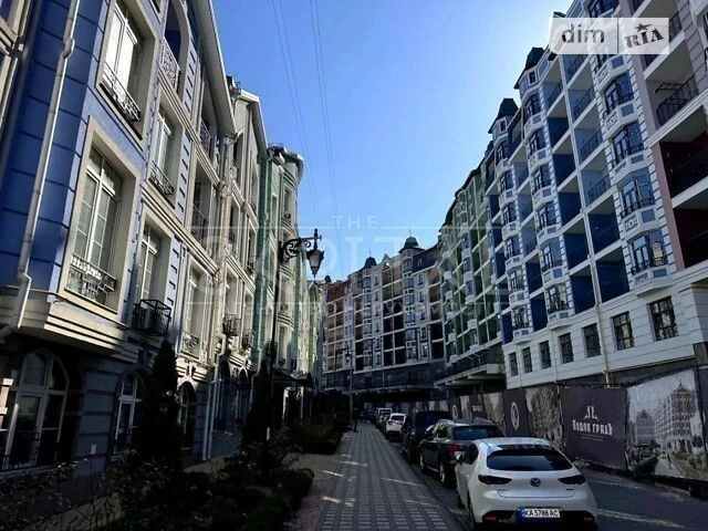 Продаж 2к квартири 99 кв. м на вул. Кожум'яцька 7 • ID 34783