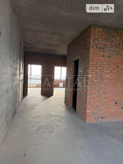 Продаж 3к квартири 127 кв. м на пров. Берестейський 42 • ID